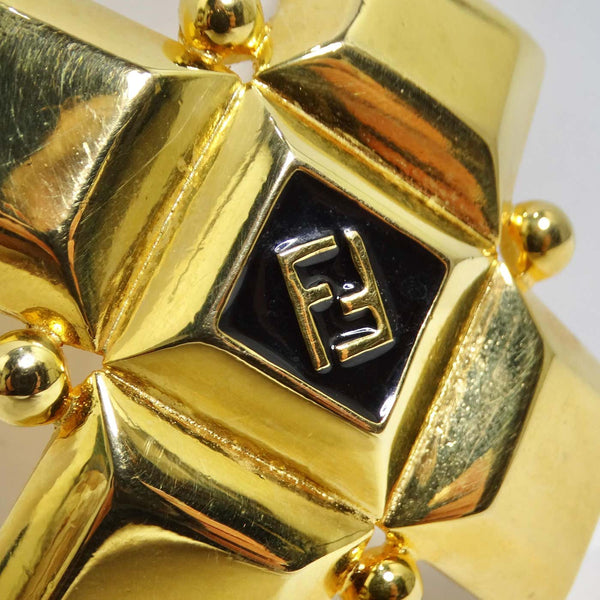 Fendi 1980s Gold Plated FF Small Brooch – Vintage by Misty display picture 3
