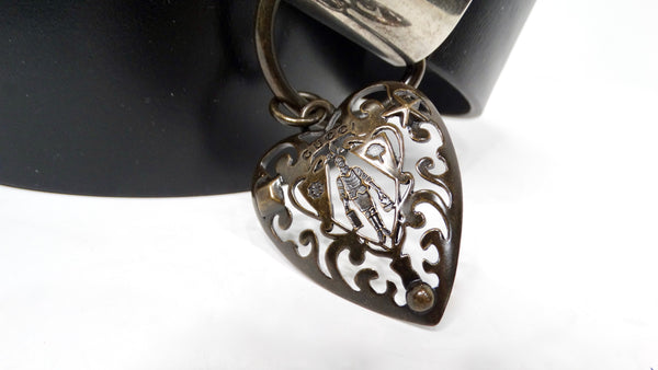 Gucci Hysteria Heart Charm Black Calfskin Leather Belt  display picture 3
