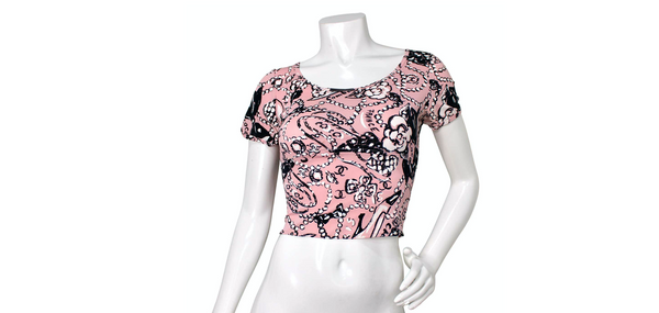 CHANEL シャネル ノースリーブトップス ピンク ロゴ入り ヴィンテージ Chanel Pink Iconic Graphic Print Swim Crop Top circa 1993
