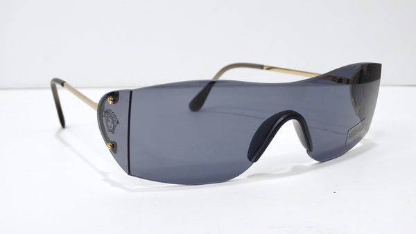 Vintage 1990’s Y2K Versace Sunglasses Black  Oversized shield visor Designer Versace | Accessories | Vintage Gianni Versace Shield  main image 2