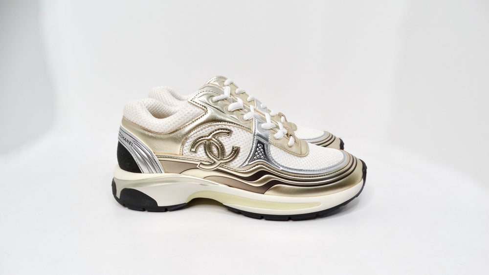 Chanel Metallic Calfskin Stretch Interlocking CC Low-top Sneakers