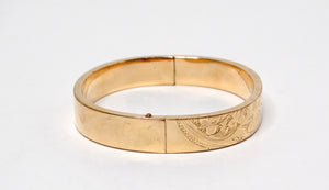 1940s Floral Print Engraved MS & S 14k Gold Shell Bangle