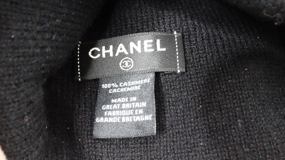 Chanel Cashmere Black & White Logo Beanie