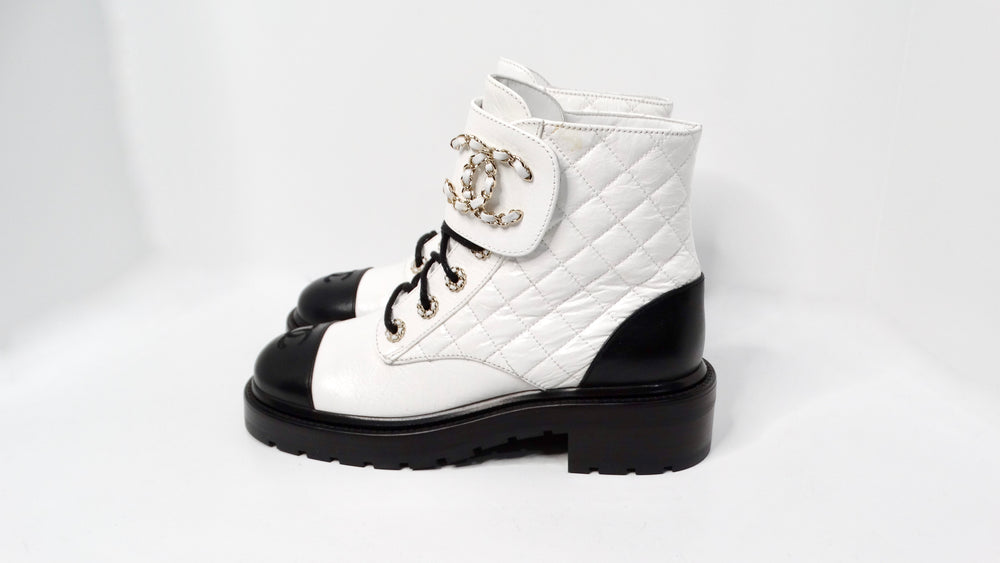 Chanel 2020 White Shiny Goatskin Interlocking CC Logo Combat Boots