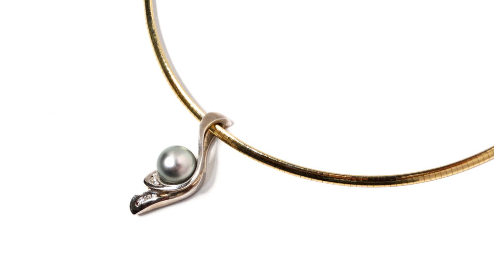 Reversible 14k Yellow & White Gold Swan Pendant Necklace With Freshwater Pearl