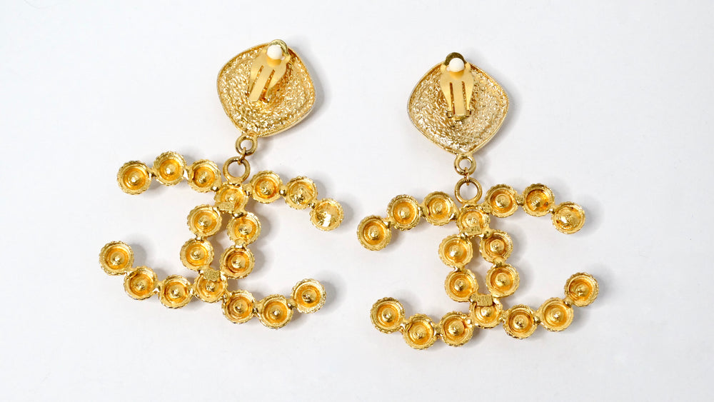 Chanel Inspired 1990s Large Interlocking CC Costume Clip-On Earrings