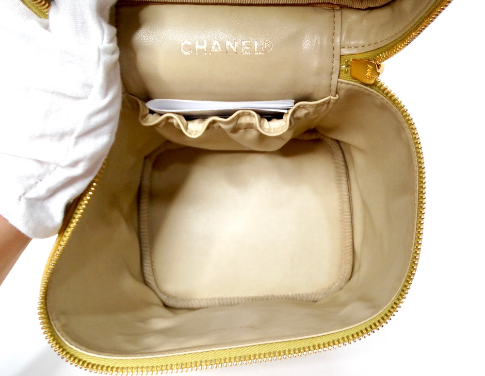 Chanel Circa 1998 Mustard Caviar Interlocking CC Vanity Case