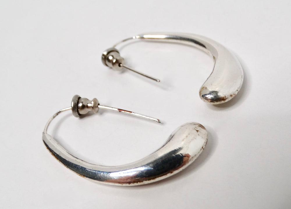 Elsa Peretti For Tiffany & Co. 2005 Elongated Teardrop Sterling Silver Earrings