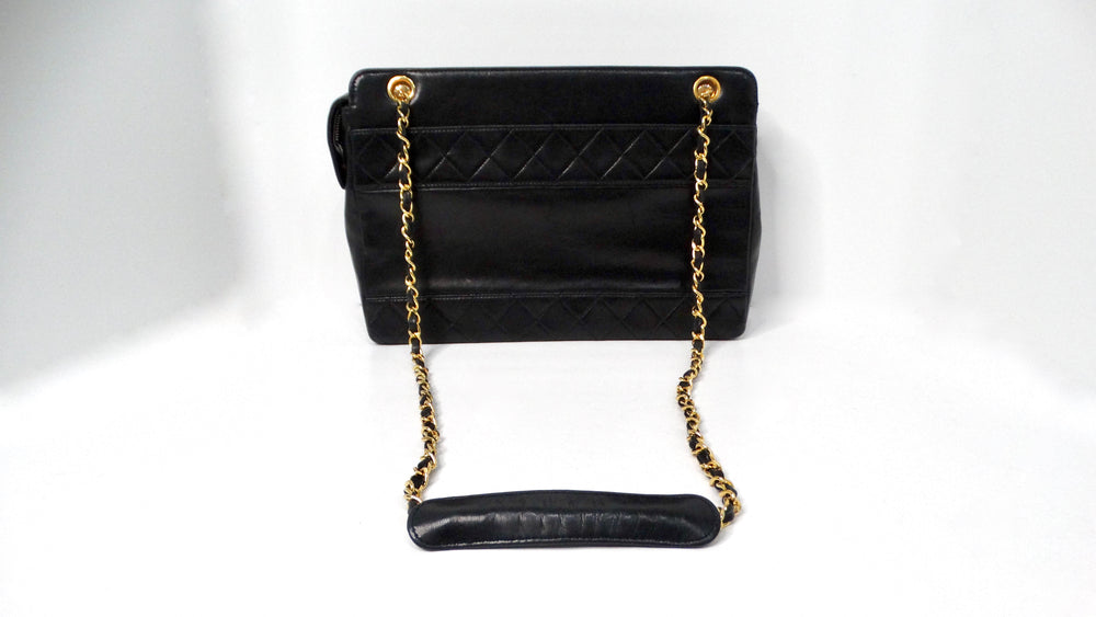 Chanel 1990s Black Lambskin Quilted Messenger Shoulder Bag