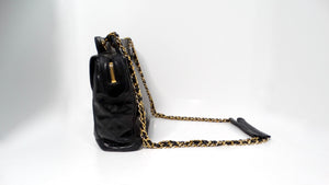 Chanel 1989 Interlocking CC Quilted Shiny Lambskin Pocket Shoulder Bag