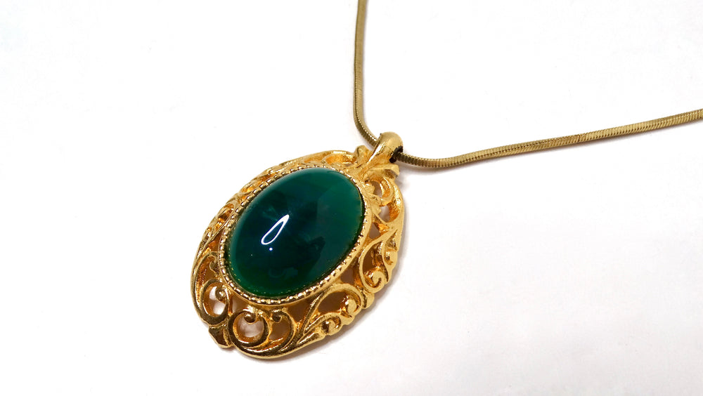 Victorian Style 18k Gold Plated Dark Green Stone Pendant Rope Necklace