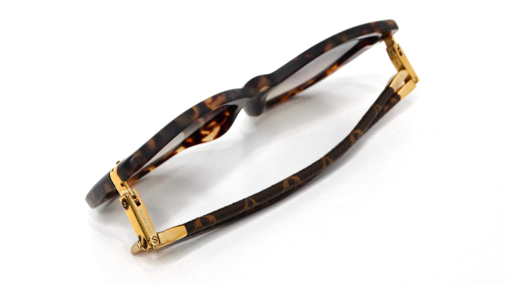 Louis Vuitton Charlotte Frame Tortoise Acetate Monogram Foldable Sunglasses