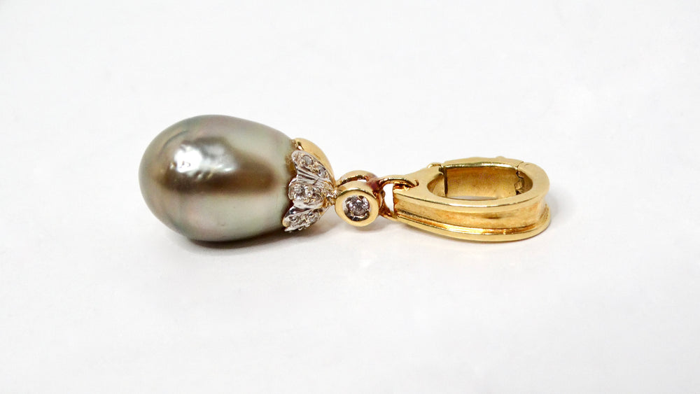 1960s Art Deco Style Tahitian Pearl 18k Solid Yellow Gold Pendant With Diamonds