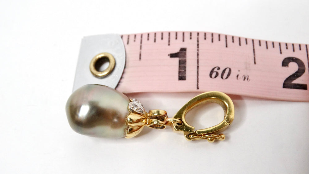 1960s Art Deco Style Tahitian Pearl 18k Solid Yellow Gold Pendant With Diamonds