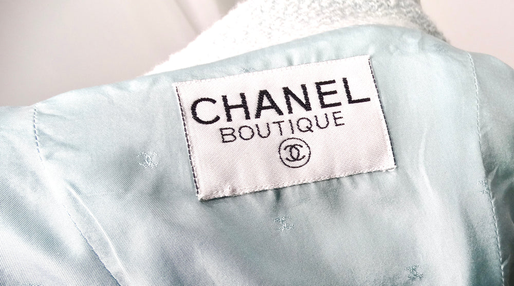 1993 Chanel Mint Pastel Blue Tweed Jacket With Interlocking CC Logo Buttons