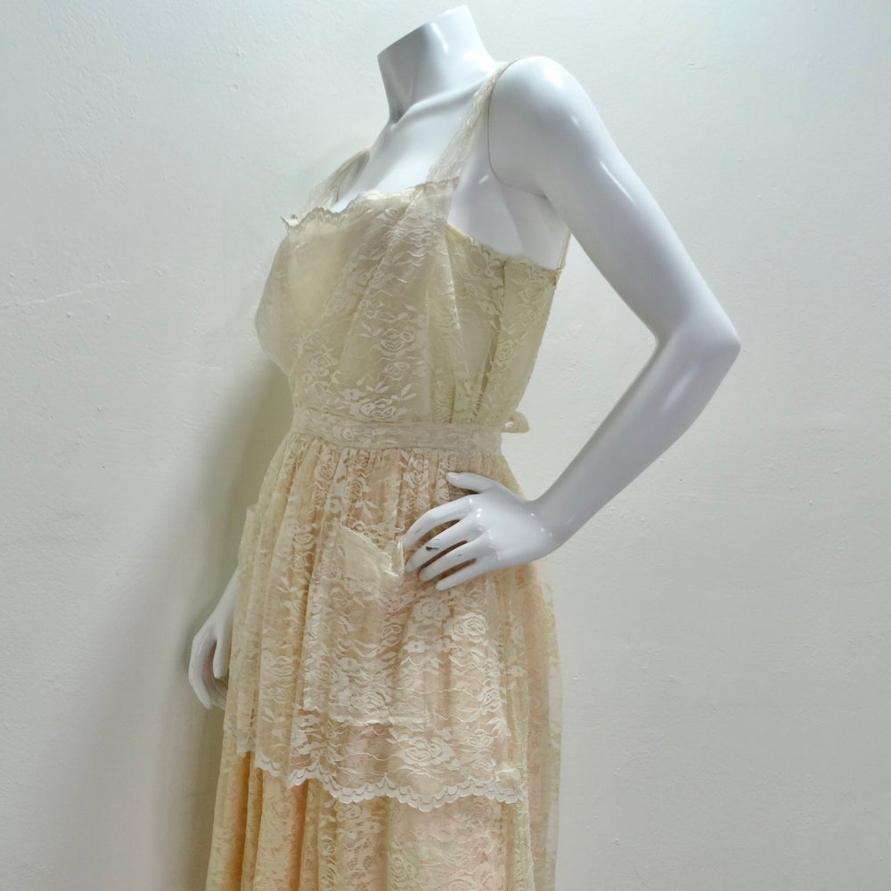 Dolce & Gabbana Baby Pink Lace Dress Vintage by Misty Dolce & Gabbana Baby Pink Lace Dress Vintage by Misty