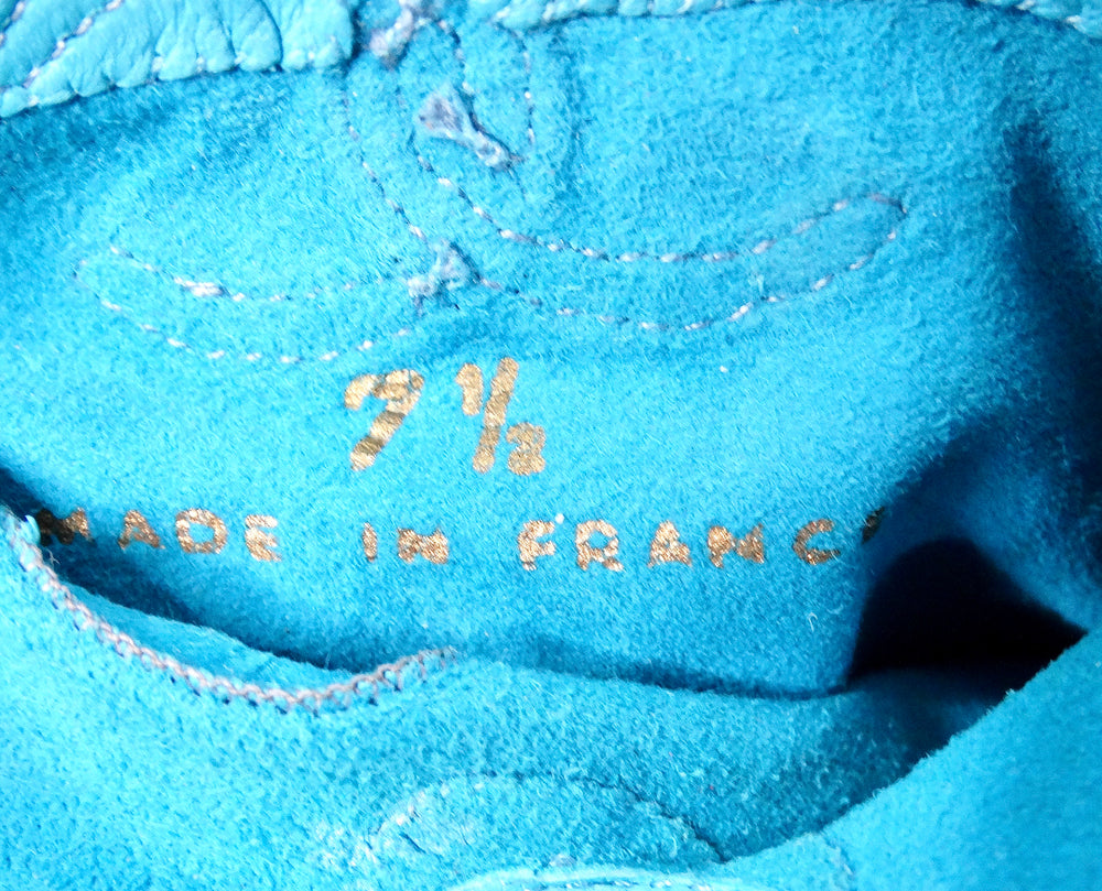 Chanel Sky Blue Leather Interlocking CC Logo Gloves circa 1990s