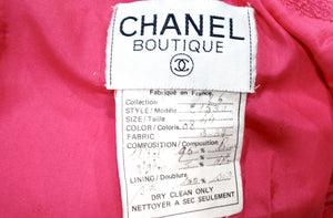 Chanel Pink Tweed Jacket With Gold-Tone Interlocking CC Buttons circa 1980s