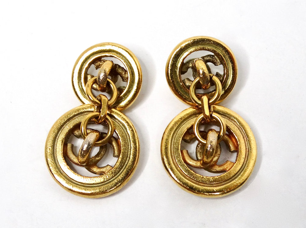 Chanel Gold Plated Interlocking CC Logo Cuff Links circa 1980s