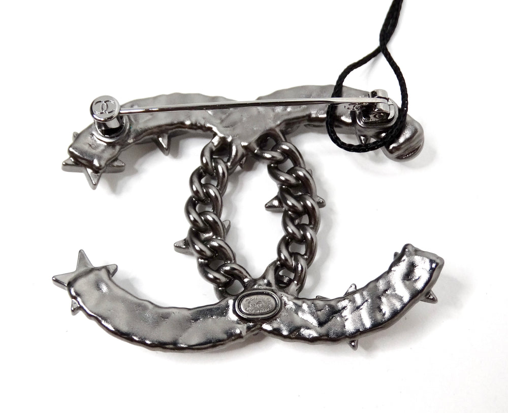 Chanel Crystal Star Interlocking CC Ruthenium Brooch 2022