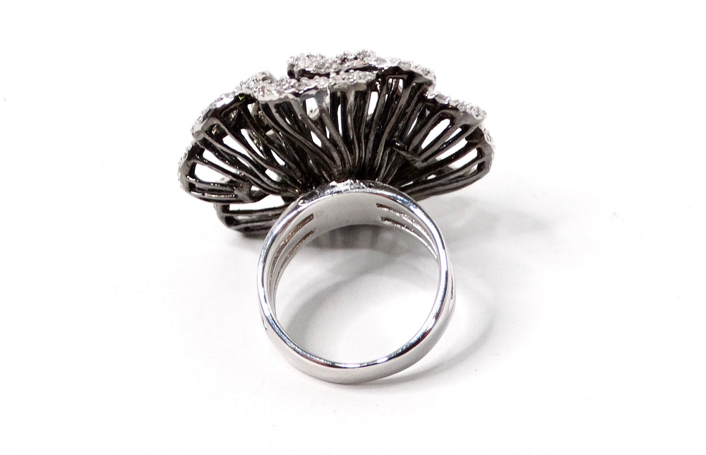 Swarovski Crystal Flower Style 925 Silver Cocktail Ring