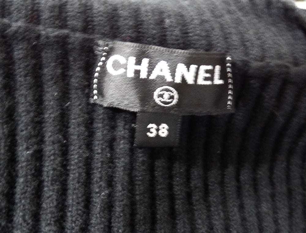 Chanel Black & Gold-Tone Interlocking CC Chain Drop Ribbed Wool Top