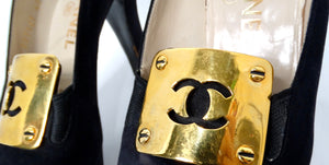 Chanel Black Suede Interlocking CC Logo Plate Loafer Heels circa 1990s