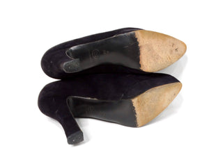 Chanel Black Suede Interlocking CC Logo Plate Loafer Heels circa 1990s