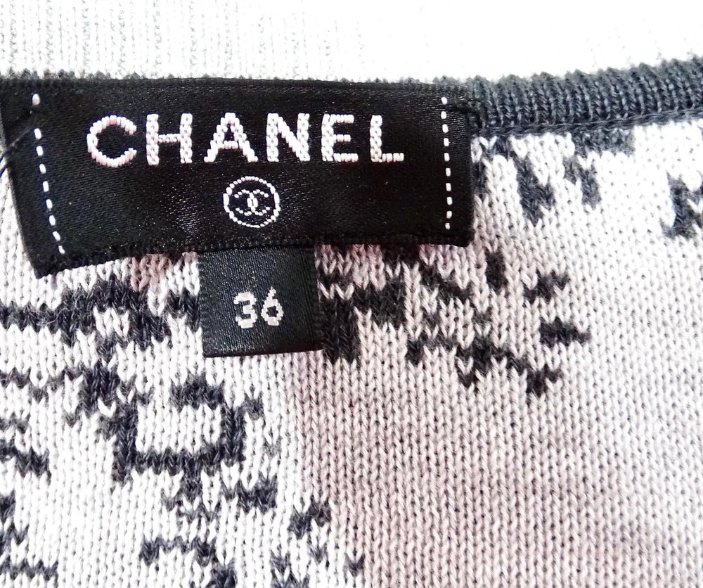 Chanel Grey & White Interlocking CC Logo Knit Cardigan