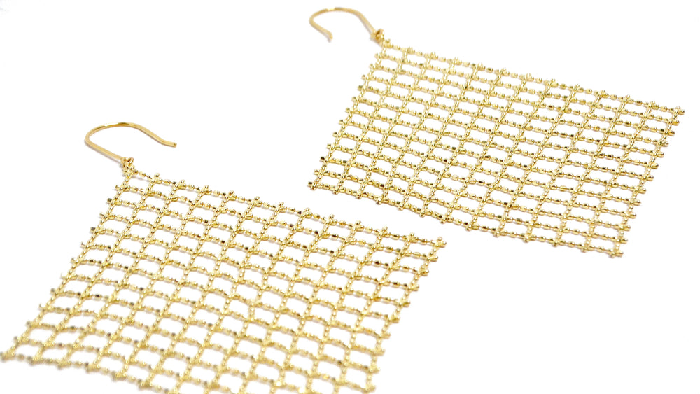 18k Yellow Gold Mesh Wire Chandelier Earrings