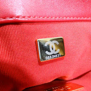 Chanel 2022 Medium 19 Flap Bag Red