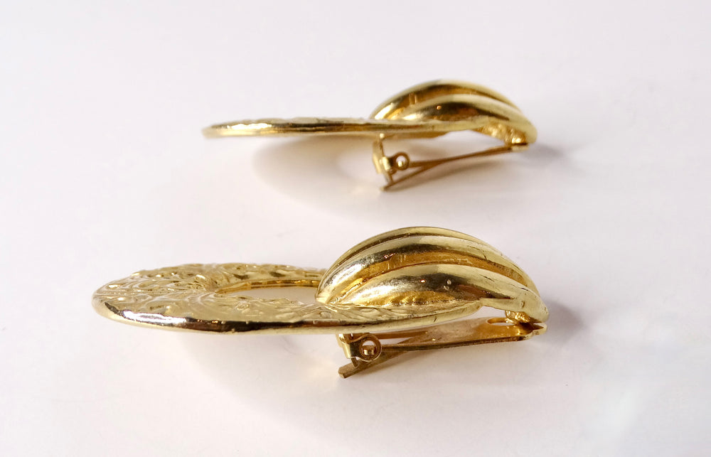 1980s French Detailed 14k Yellow Gold Plated Door Knocker Earrings