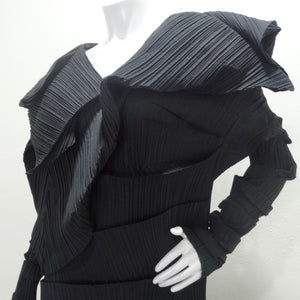 Issey Miyake 1989 Reverse Pleats Black Sculptural Museum Quality Dress