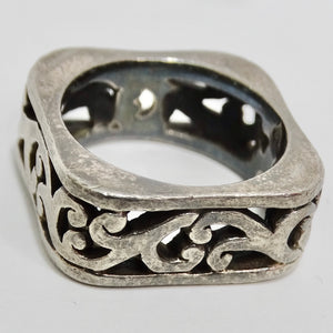 1970s Silver Engraved Ring