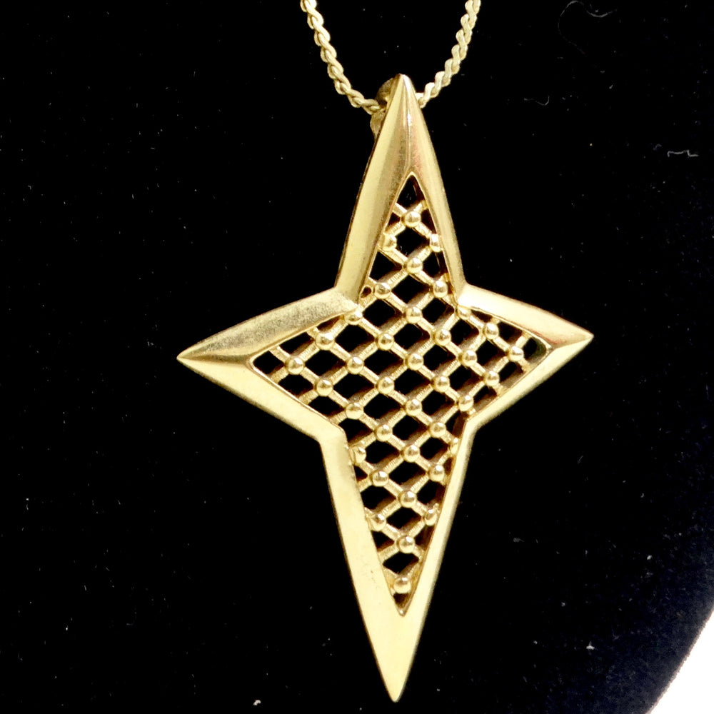 Trifari Gold Tone Star Pendent Necklace