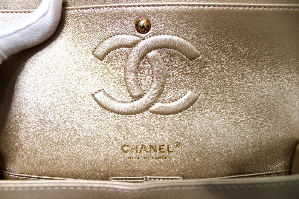 Chanel Beige Quilted Raffia Classic Double Flap Handbag circa 2017