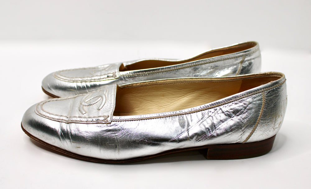 Chanel Silver Metallic Leather Interlocking CC Logo Loafers circa 1990s