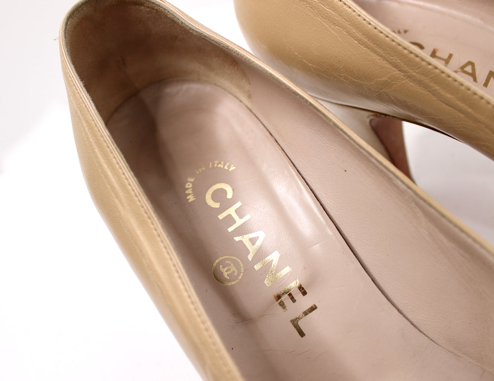 Chanel Beige & Black Cap Toe Leather Pumps