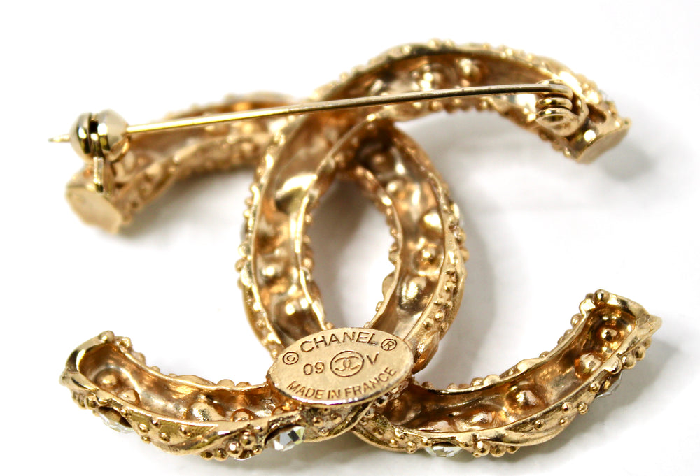 Chanel Gold-Tone Crystal Studded Interlocking CC Brooch circa 2009