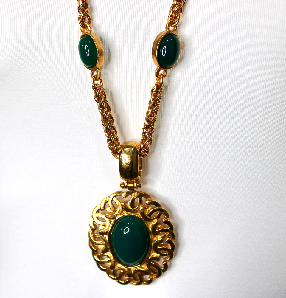 Chanel Green Cabochon Interlocking CC Pendant Necklace circa 1996