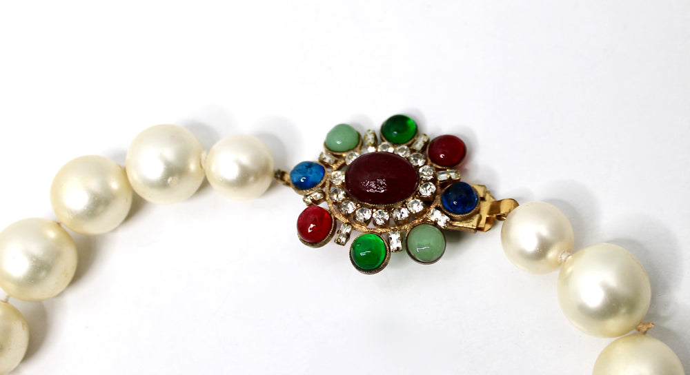 Chanel Crystal Gripoix Large Costume Pearl Pendant Necklace circa 1970s