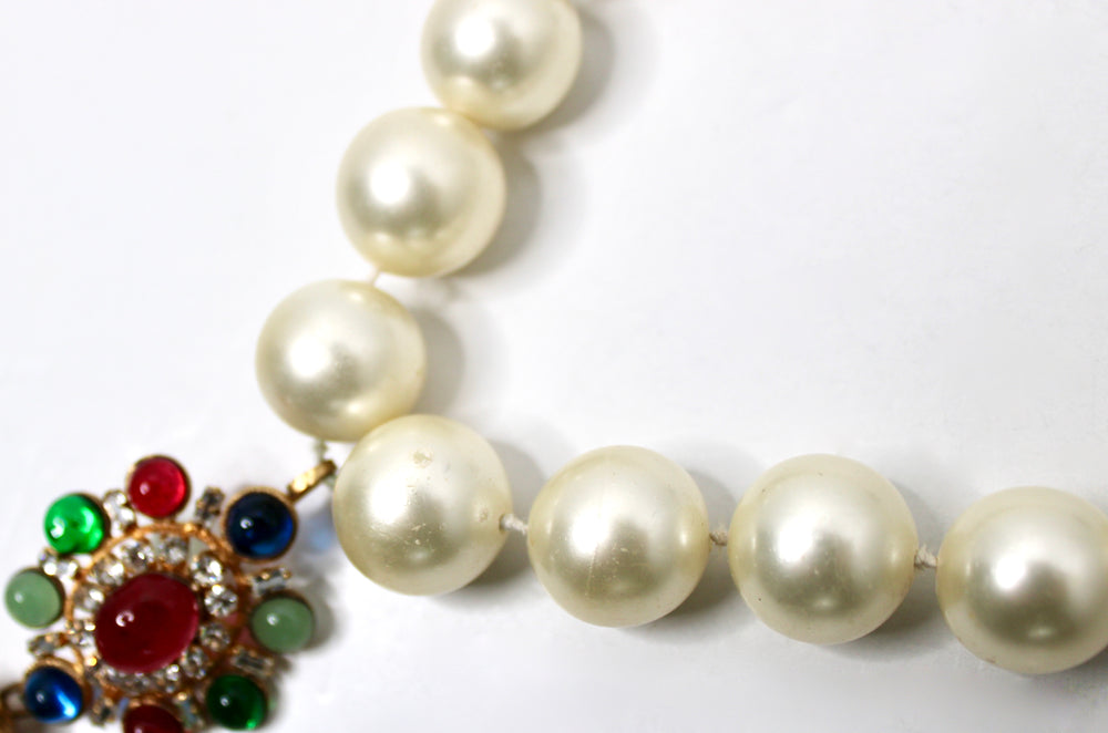 Chanel Crystal Gripoix Large Costume Pearl Pendant Necklace circa 1970s