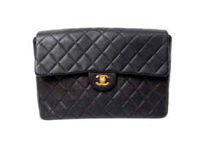 Chanel Large Quilted Caviar Leather Interlocking CC Messenger Shoulder Bag