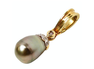 1960s Art Deco Style Tahitian Pearl 18k Solid Yellow Gold Pendant With Diamonds