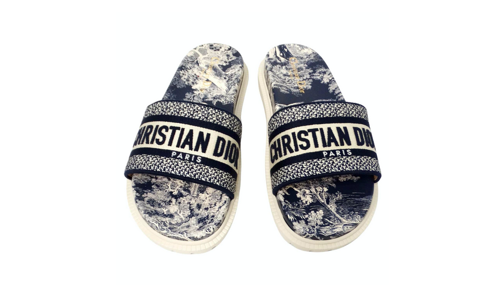 Christian Dior Dway Canvas Toile de Jouy Blue Embroidered Slides Christian Dior Dway Canvas Toile de Jouy Blue Embroidered Slides