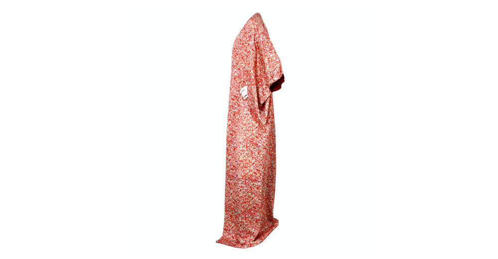 Handmade Japanse Red Floral Print Silk Kimono circa 1950s