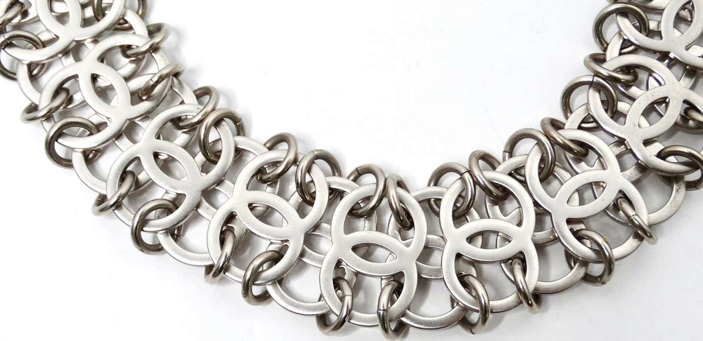 Chanel Silver-Tone Interlocking CC Chain Necklace 2016