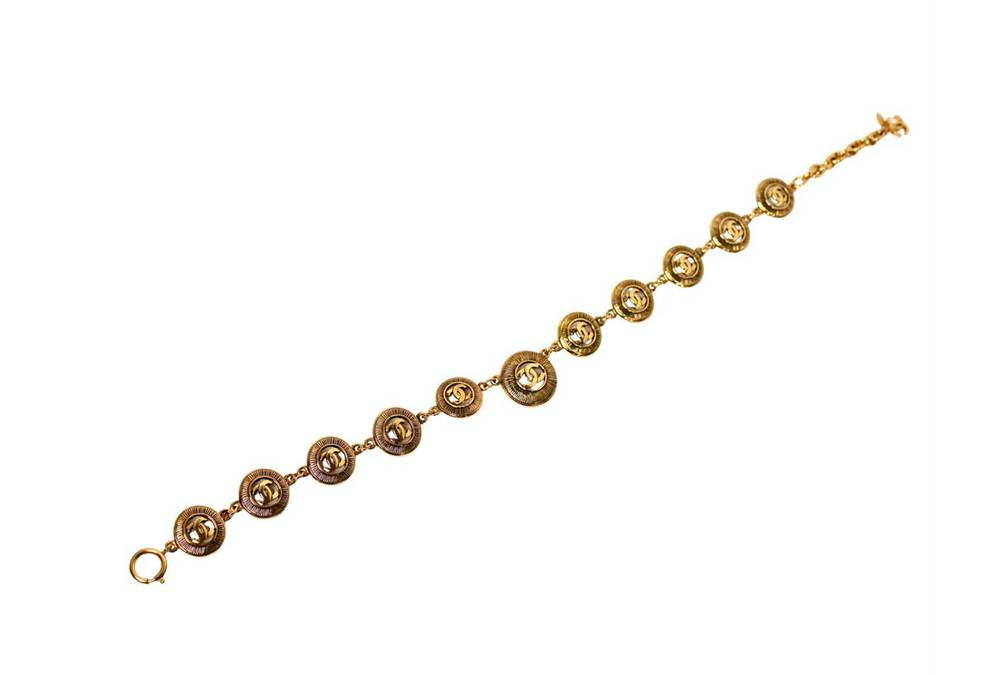 Chanel Interlocking CC Sunburst Medallion Necklace circa 1980s
