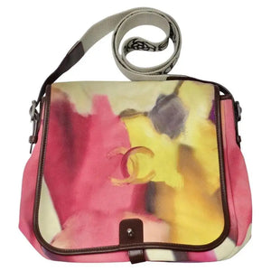 Moschino Spray Paint Can Leather Crossbody Bag in Pink