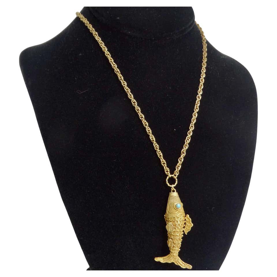 Tanvi J Gold Plated Fish Locket Necklace Set With Earrings For Women :  Amazon.in: Fashion